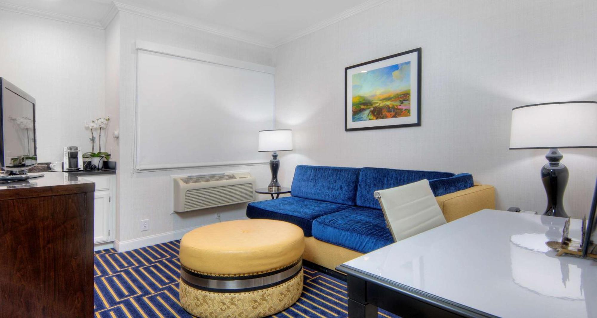 Best Western Plus Palm Court Hotel Davis Exteriér fotografie
