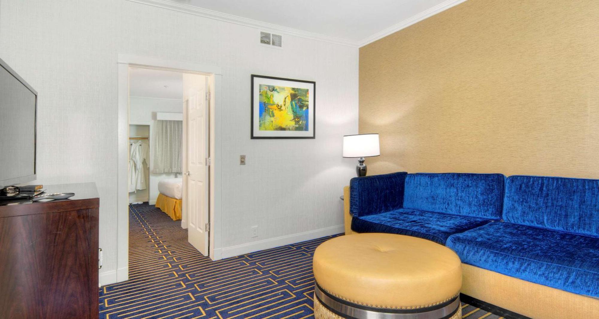 Best Western Plus Palm Court Hotel Davis Exteriér fotografie
